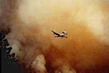 Bombers slinging fire retardant